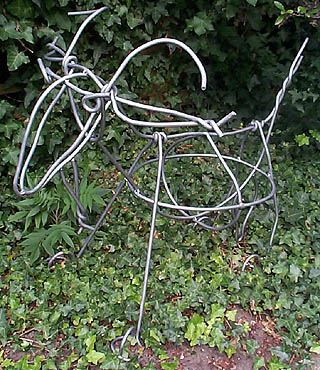Daphne August 2001